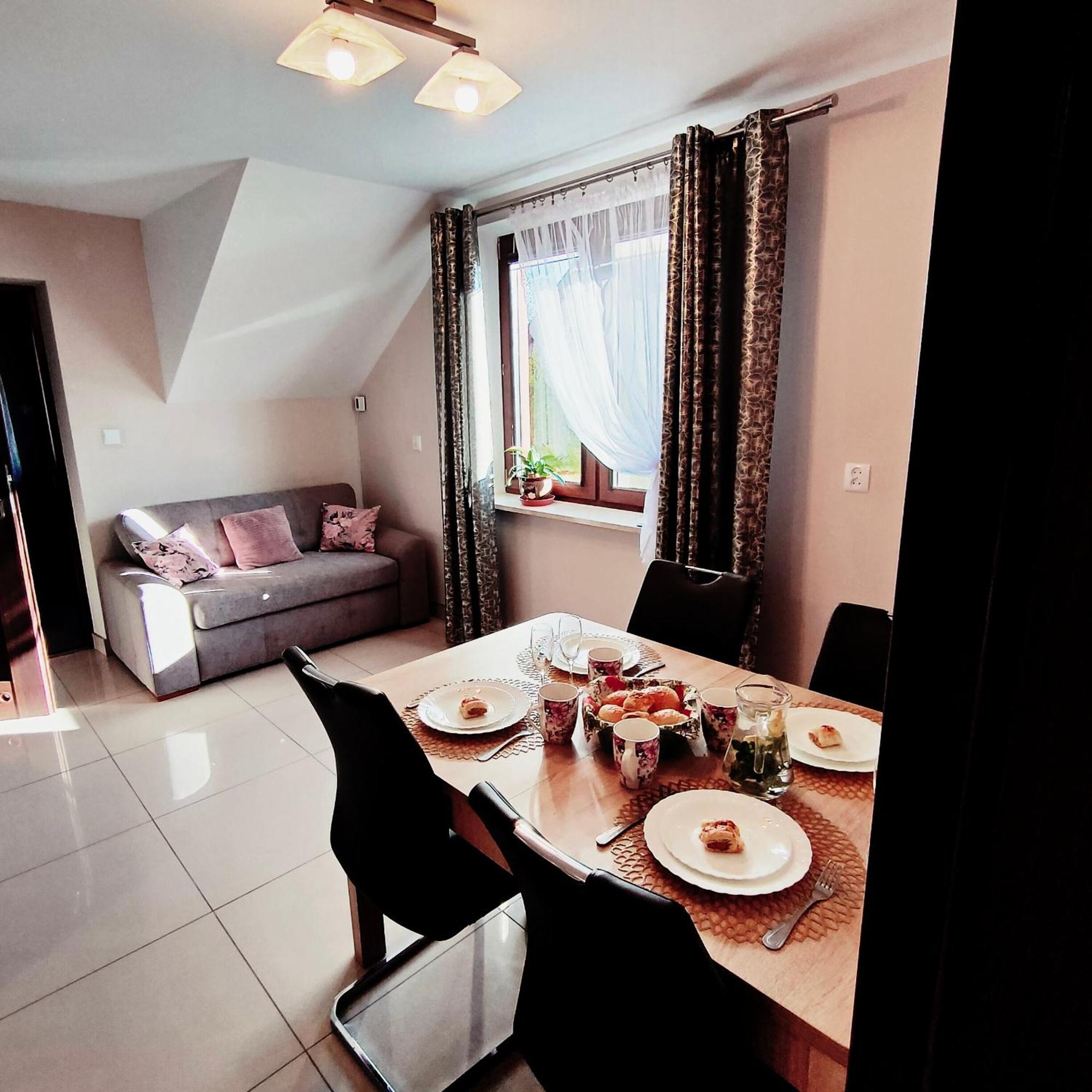 Apartamenty U Maksa Krzywcza Buitenkant foto